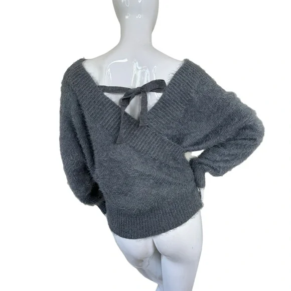 Fashion on Earth Anthro Open Back Fuzzy Eyelash Sweater top faux wrap grey M MD - Picture 12 of 17